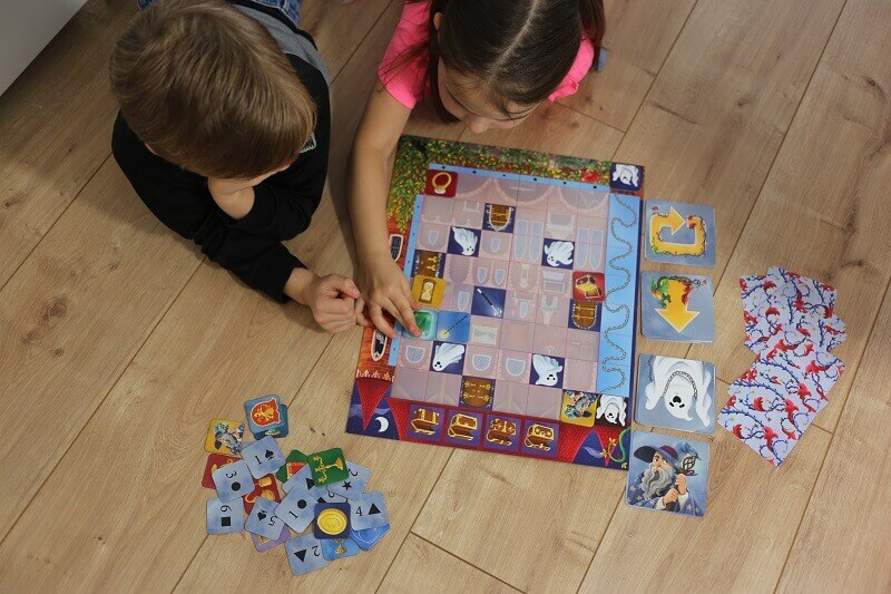 Zakodowany zamek - gra na kodowanie dla dzieci